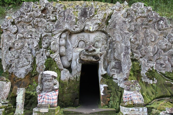 1 DAY Private Car Charter / English and Japanese Drivers / Customization OK / Have fun at your own pace wherever you want! - A Bali day that bends around your plans