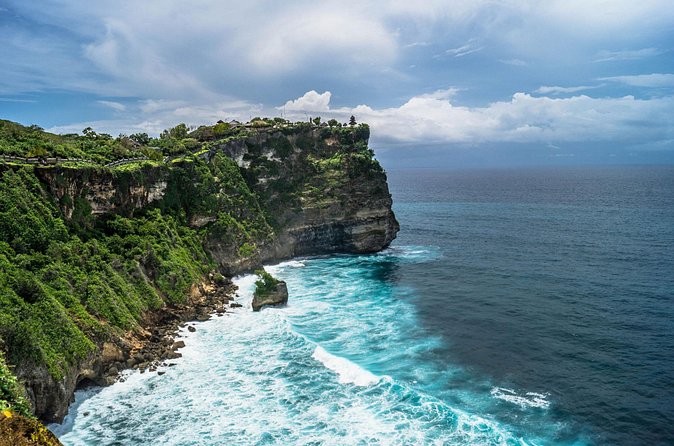 Admission Tickets for Kecak Dance & Uluwatu Temple Sunset - Why arriving early helps at the Kecak performance