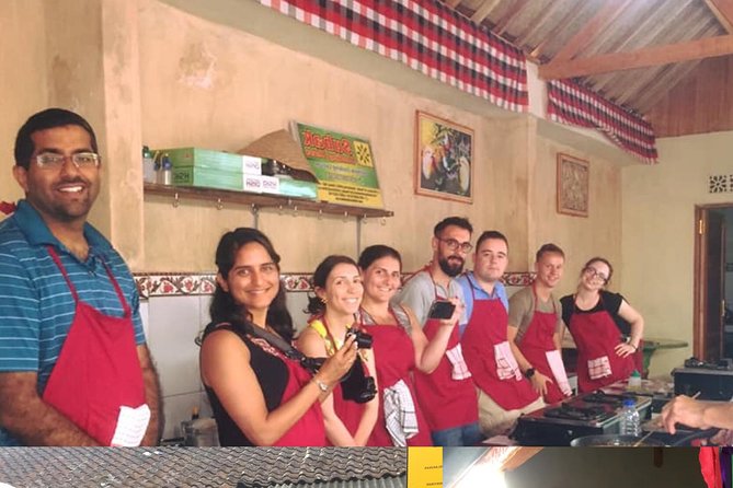 Afternoon Cooking Class & Making Bali Offering with Dinner - The spice paste that holds the meal together