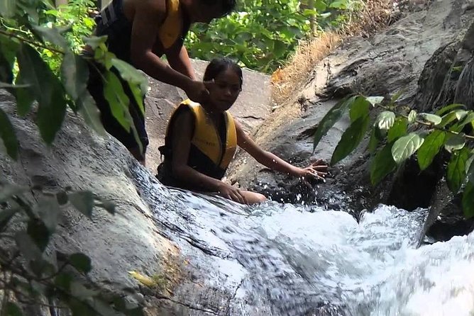 Aling-aling Waterfall tours - Gitgit Waterfall Brings a Forest Setting
