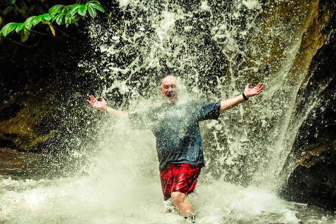 Amazing Kuber ATV Quad Bike Experience in Bali and Tunnel - Lunch, showers, lockers, and the useful extras