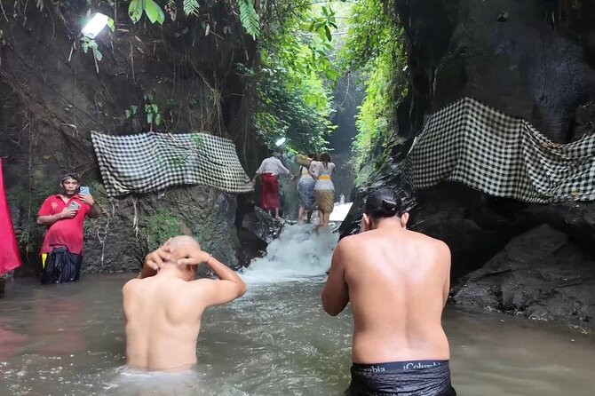 Atman Bali Journey water blessing - A local lunch finishes the visit