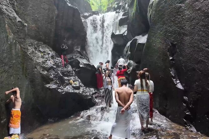 Atman Bali Journey water blessing - The guide is a major part of the value