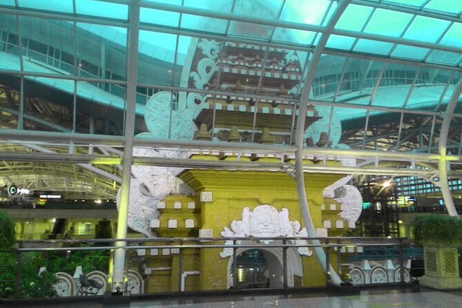 Bali Airport and Hotel Private Transfer Service - The value of $35 for up to four people