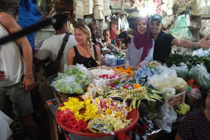 Bali Amazing Cooking Class - The morning pickup and the ride to the market