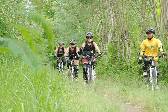 Bali Downhill Cycling and White Water Rafting - Lunch in Ubud Before the River