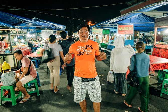 Bali Food Tour: Savor Street Food and Night Market Adventures - Gianyar night market: where the meal begins