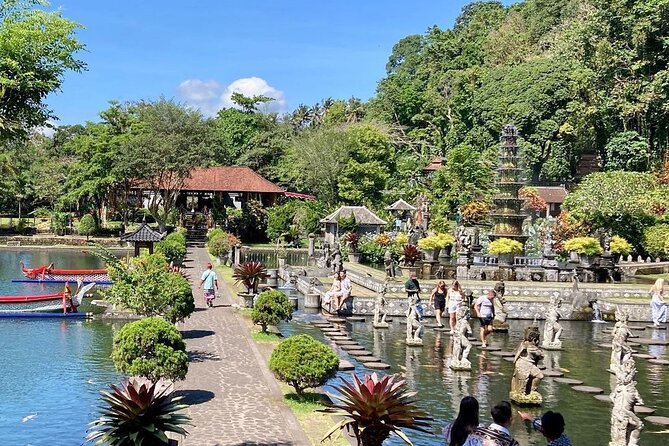 Bali Gate of Heaven Temple, Waterfall, Water Palace & Swing - Tegalalang and the Bali Swing