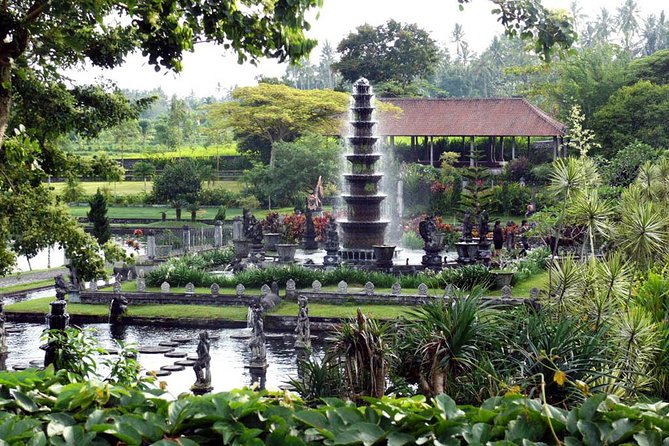 Bali Gate of Heaven Tour - Water Palace - Virgin Beach - The private-car advantage, with a few limits