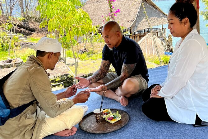 Bali Holy Water Purification and Palm Reading - The coffee break adds a gentler pause