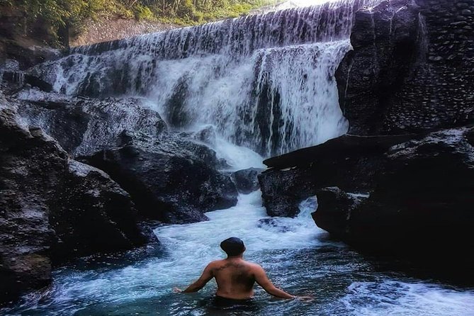 Bali Inclusive Tour: Best Waterfalls Around Ubud Area - Kanto Lampo for jungle views and cooling water