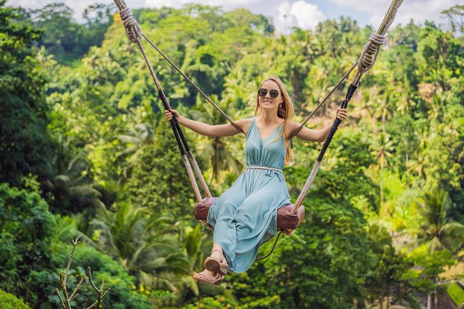 Bali Instagram: Gate of Heaven Temple Tour - Tegalalang shows Bali’s cultivated side