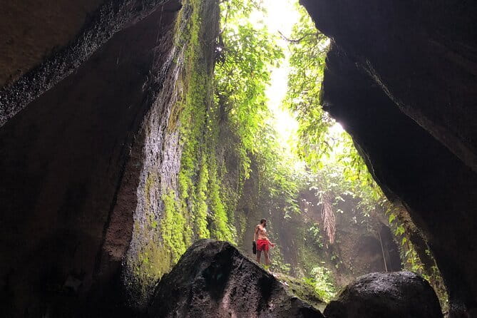 BALI INSTAGRAM TOURS; Heaven Gate, Tirta Gangga, Tukad Cepung waterfall - The $50 price and what it really covers