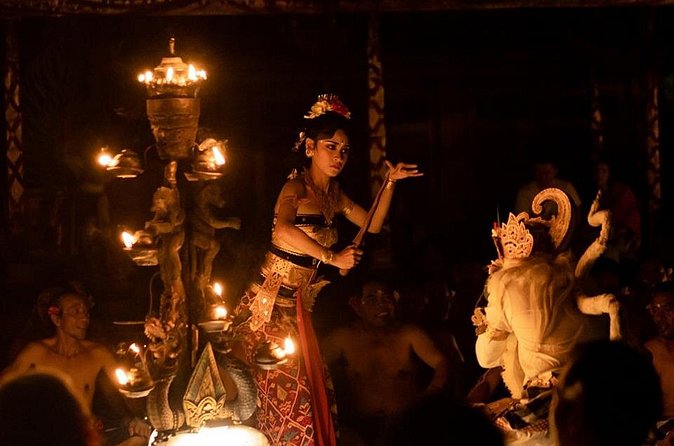Bali Kecak Fire Dance Show at Tanah Lot, Tabanan with Transport - The fire dance is the main visual payoff