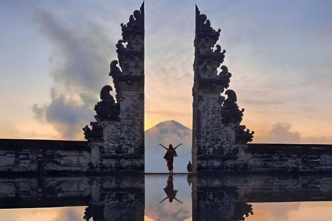 Bali: Lempuyang Temple, Waterfall & Rice Terrace Private Tour - Key points to know before booking