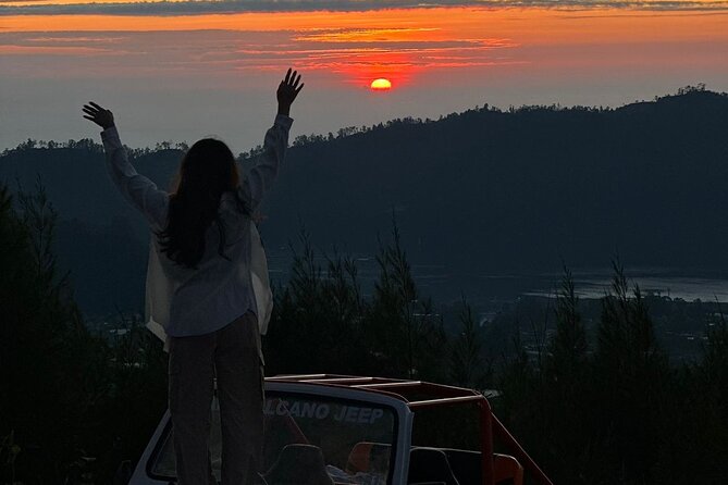 Bali: Mount Batur Jeep Sunrise & Hot Springs - All Inclusive - How the private format changes the morning