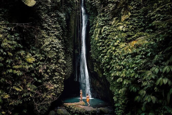 Bali : Northern Bali Private Day Trip with Transfer - Tanah Lot and the temple on the sea rock