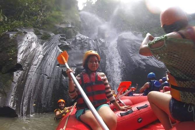 Bali Rafting - Ubud River Rafting With Lunch - Balinese buffet lunch after the river