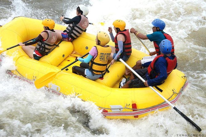 Bali Rafting Ubud with Lunch - The walk down to the Ayung River