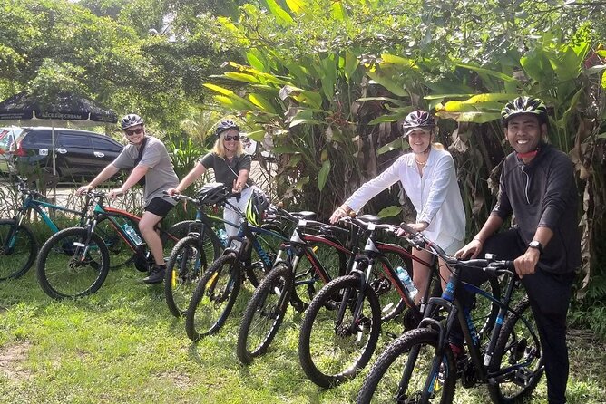Bali Rural Village Bike - Rice fields, village roads, and a relaxed pace