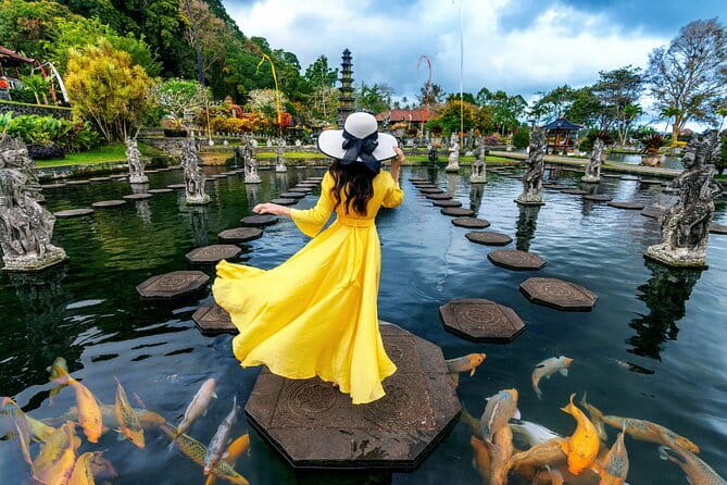 Bali Spiritual Shamanic-Palm Reading, Temple Healing Tour - What the $75 price covers