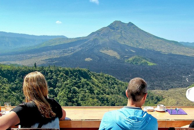 Bali Ubud and Volcano Day Tours - Ubud Traditional Art Market and local shopping