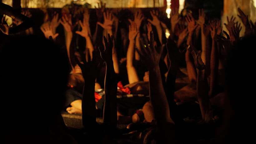 Bali: Ubud Kecak and Fire Dance Show Tickets - Rain, road noise, and other practical limits
