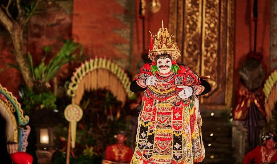 Bali: Ubud Palace Legong Dance Show Ticket - What the Legong dance reveals about Bali
