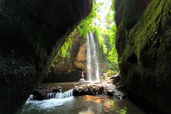 Bali Waterfalls in One Day: Tukad Cepung, 2 Hidden Waterfall, Kanto Lampo - The real value of the $44 price