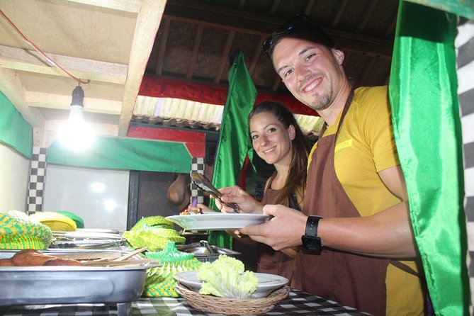 Balinese Ubud cooking school (9 Dish Cooking and Market Tour) - Rice paddies and the road beyond central Ubud