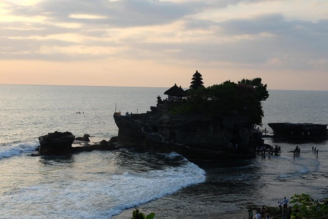 Banyumala Waterfalls with Tanah Lot Sunset Tour - What the private car changes
