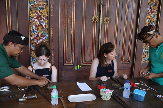 Beginner Class Becomes Silversmith With Bali Silver Material - Who should book this class