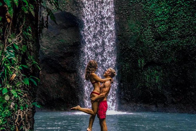 Best Of Ubud : One Day Hidden Waterfall Tour with Tempel - Puseh Batuan Temple and the first look at Balinese tradition