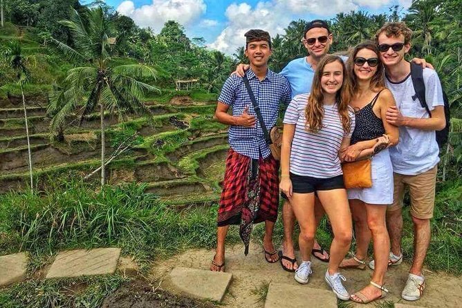 Best of Ubud Private Day Tour with All Inclusive - Mas Carving Center shows another side of Balinese art