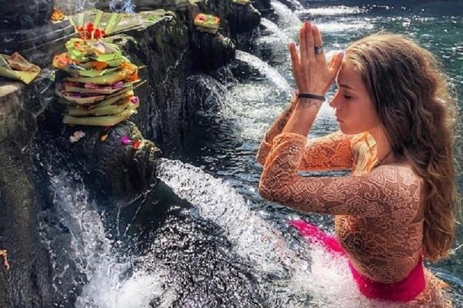 Best of Ubud Tour with Jungle Swing Private and All Inclusive - Tirta Empul offers a different kind of temple visit