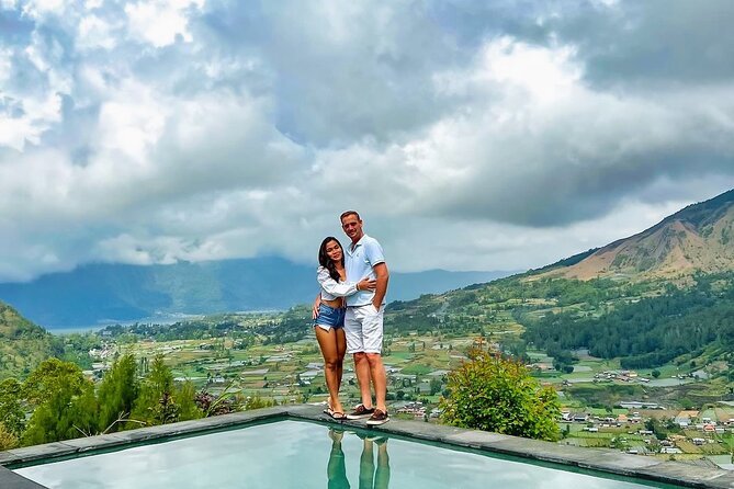 Best Ubud Tour with Instagrammable Jungle Swing all inclusive - Bongkasa supplies the big photo moment