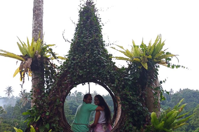 Best Ubud Tours -All inclusive with private driver - Ubud Art Market brings shopping into the schedule