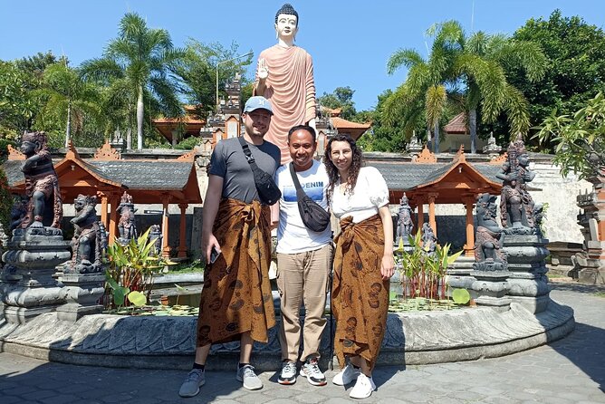Brahmavihara Arama Banjar Hot Spring Ulundanu Bratan Private Tour - A long but varied day beyond Ubud