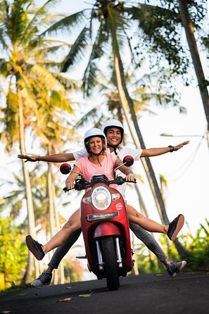 Canggu Scooter Lessons - Why a Canggu scooter lesson can change your Bali trip