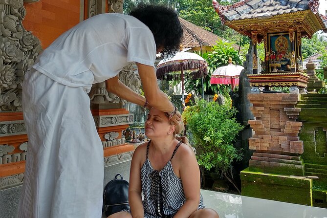 Discover Balinese fortune telling with convenient on-call service - What to expect at the Ubud meeting point