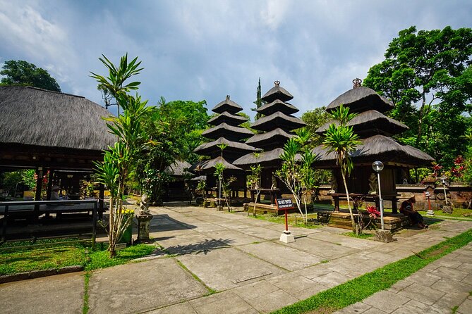 Discover Hidden Waterfall, Unesco Rice Terraces and Mountain Temple - Timing, clothing, and simple preparation