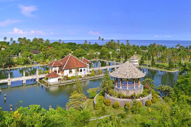 East Bali Tour: Lempuyang Temple - Gate of Heaven, Tirta Gangga, Virgin Beach - Ujung Water Palace adds a second palace stop