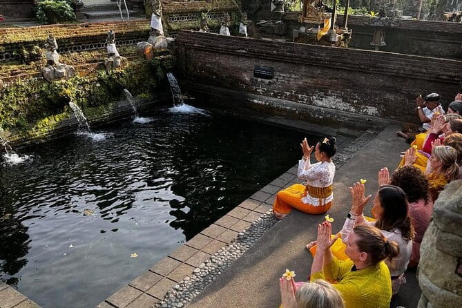 Eastern Bali and Besakih Temple Tour - Lunch with a view near Rendang