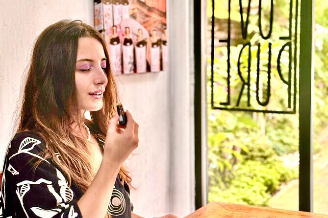 Essence Alchemy Workshop: create self-love blends in Ubud - Choosing essential oils with your senses