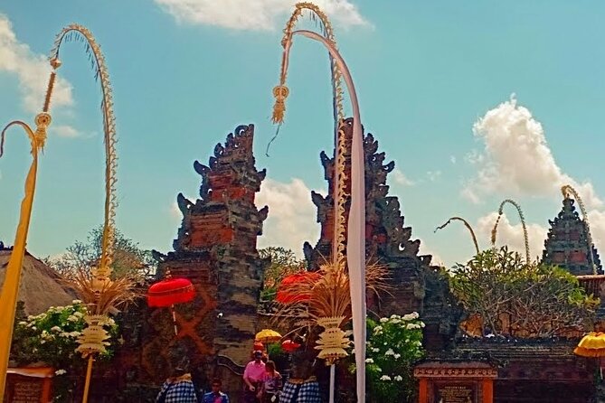 Experience Full Day to Bali Swing Temple and Monkey Forest - Coffee plantation stop and a slower pause