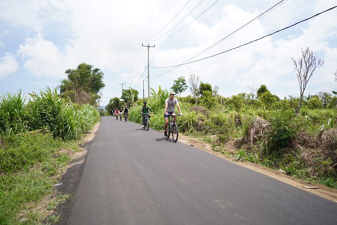 Explore Ubud with Electric Bike - What the safety setup means for you