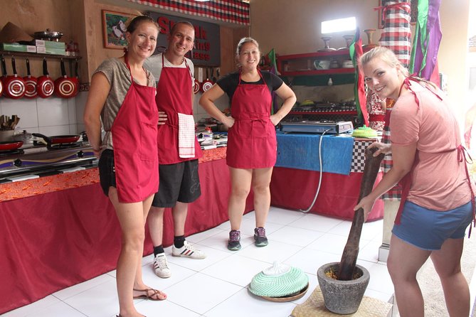 From Ubud : Ubud Balinese cooking class with Market tour - Pickup, group size, and the five-hour schedule