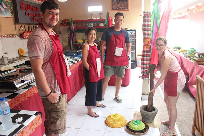 From Ubud : Ubud Balinese cooking class with Market tour - Nine dishes, one very large meal