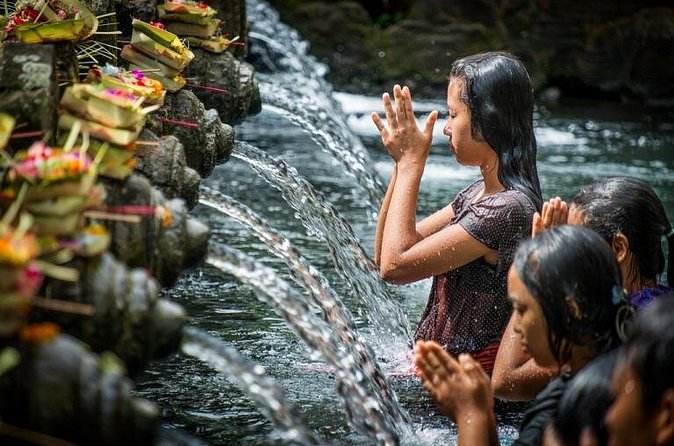 Full-day Private Cultural Tour of Ubud in Bali - Tegenungan Waterfall brings a change of pace