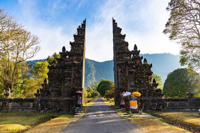 Full Day Tour to Water Temples UNESCO Rice Terraces in Bali - Why the subak rice system makes this tour worthwhile